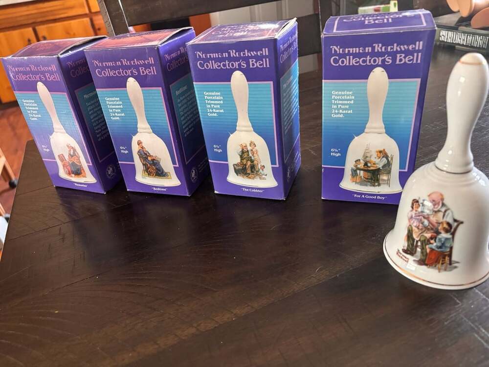 Set of 5 Vintage 1985 Norman Rockwell Museum Porcelain Collector's Bells with 24